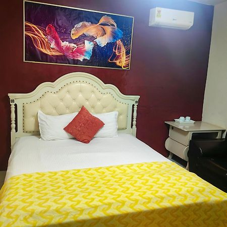 Hongyuanprimierhotel Accra Kültér fotó