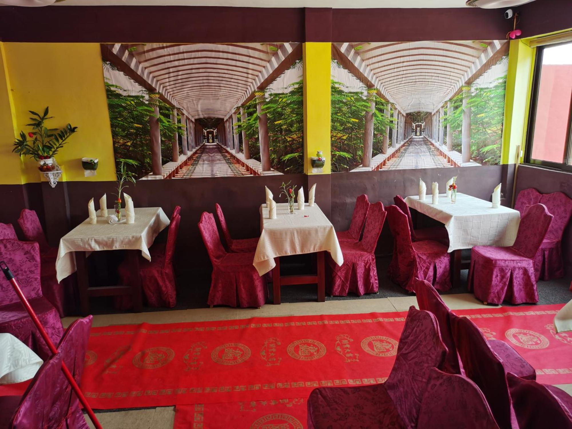 Hongyuanprimierhotel Accra Kültér fotó