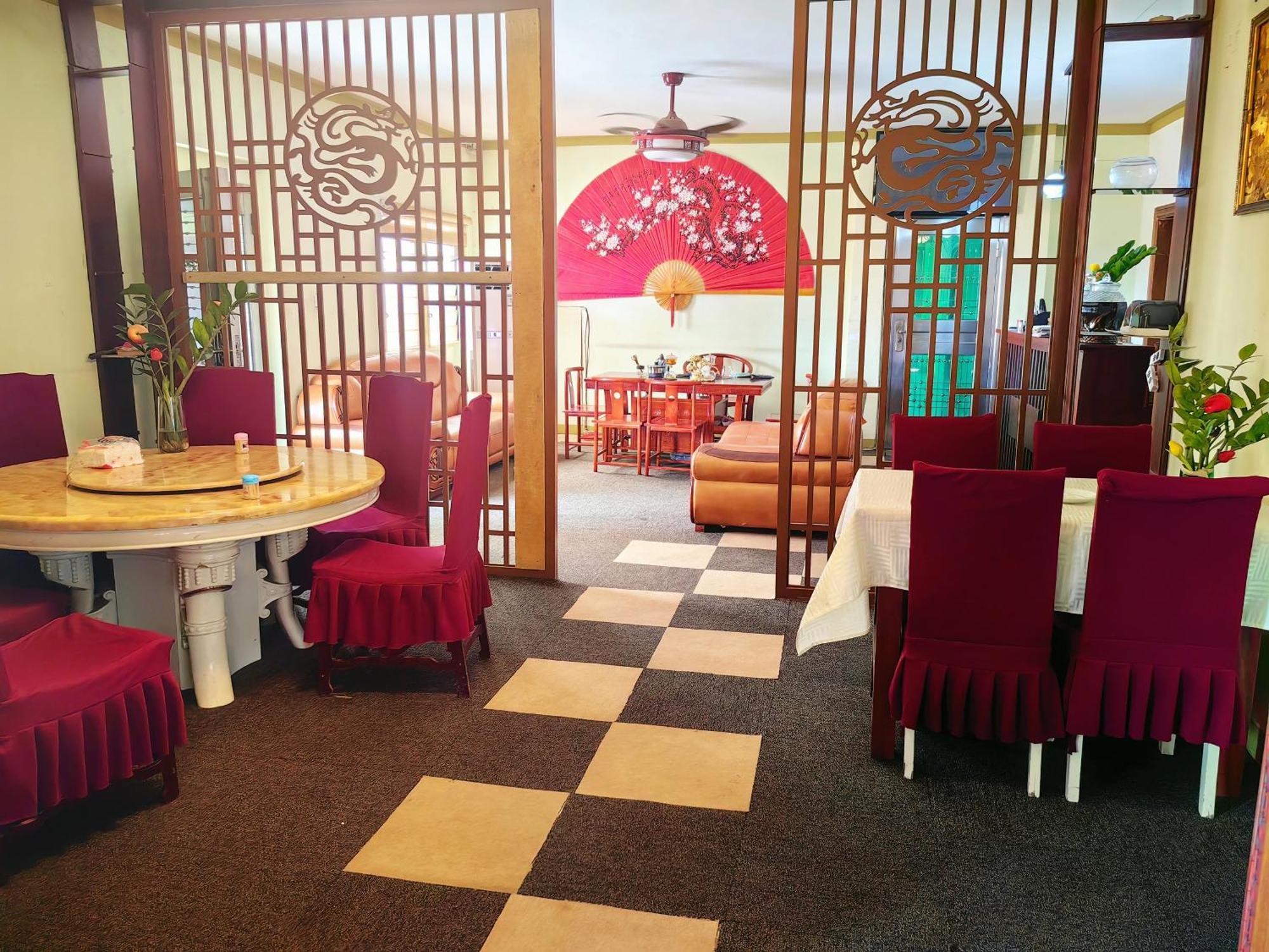 Hongyuanprimierhotel Accra Kültér fotó