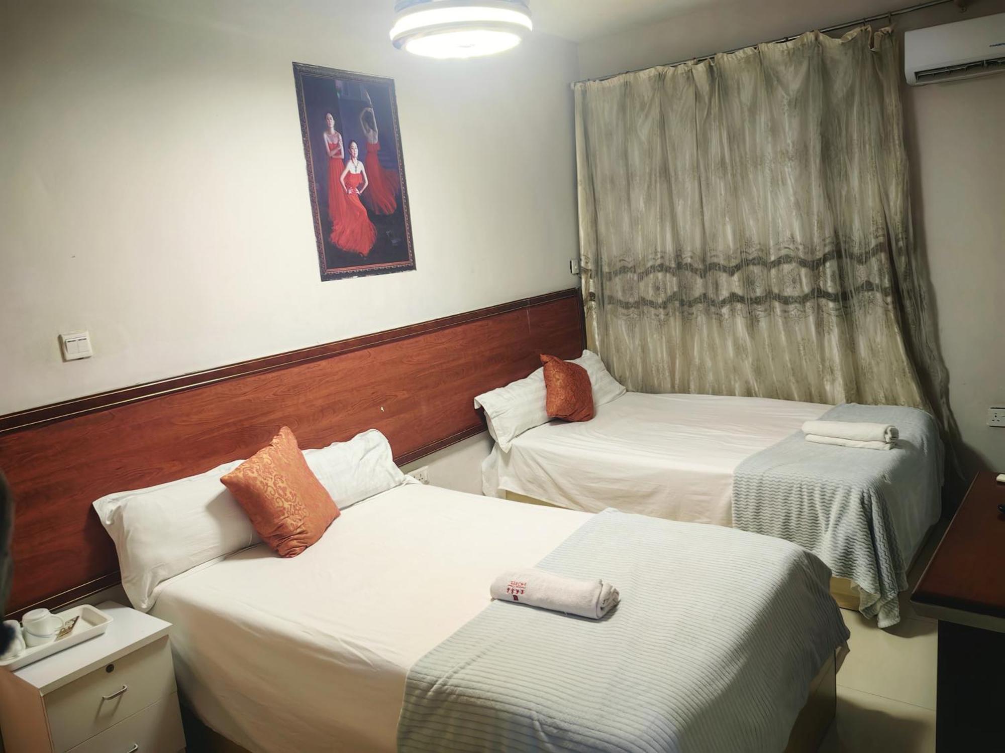 Hongyuanprimierhotel Accra Kültér fotó